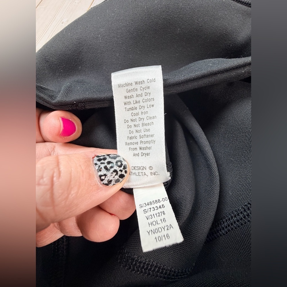 Athleta Capri Leggings in Black Size Small - Picture 9 of 11